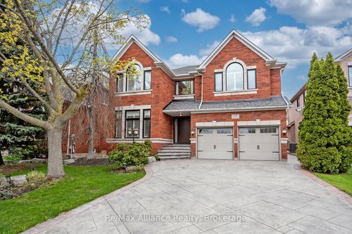 2182 Galloway Dr, Oakville, ON, L6H6T4 | Card Image