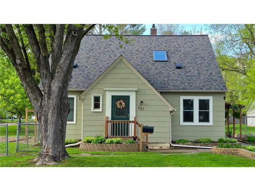 527 W Division St, River Falls, WI, 54022-1213 | Card Image