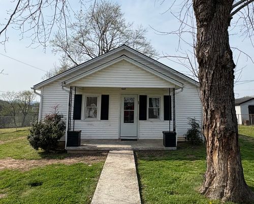 227 Hillcrest Dr N, Carthage, TN, 37030-1613 | Card Image