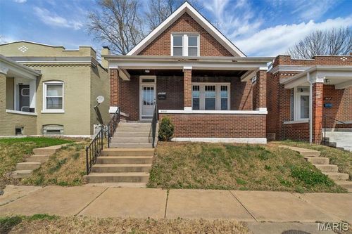 4441 Wallace St, Saint Louis, MO, 63116-1331 | Card Image
