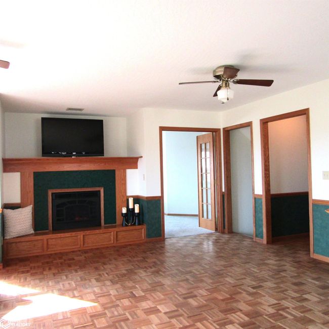 59708 Yankton Rd, Home with 4 bedrooms, 3 bathrooms and null parking in Griswold IA | Image 29