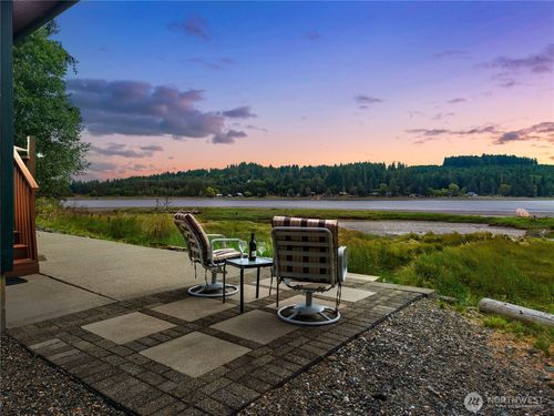 730 E North Bay Rd, Allyn, WA, 98524-8303 | Card Image