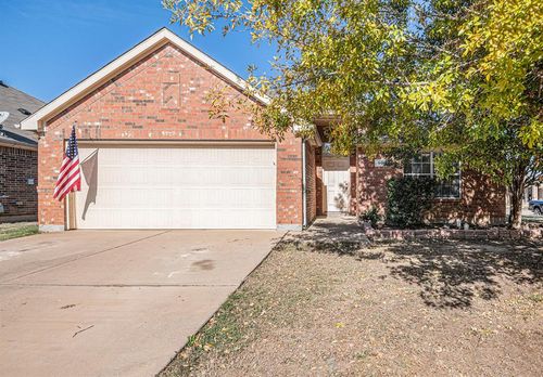 501 Anchor Way, Crowley, TX, 76036 | Card Image