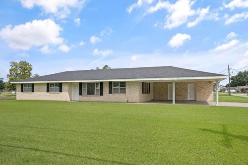 13272 Acorn St, Vacherie, LA, 70090-4428 | Card Image