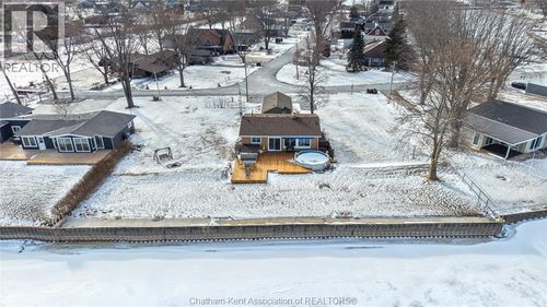 95 Island Cres, Tilbury, ON, N0P2L0 | Card Image