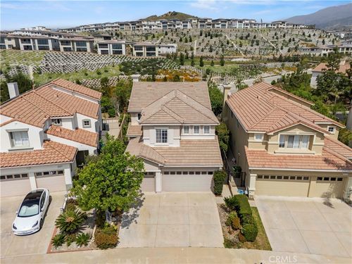 11771 Coorsgold Ln, Porter Ranch, CA, 91326-4133 | Card Image