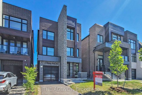 7 Kipling Grove Crt, Toronto, ON, M9B0C6 | Card Image