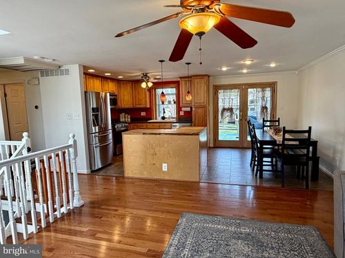 5033 Three Kings Ln, COLUMBIA, MD, 21044-1326 | Card Image