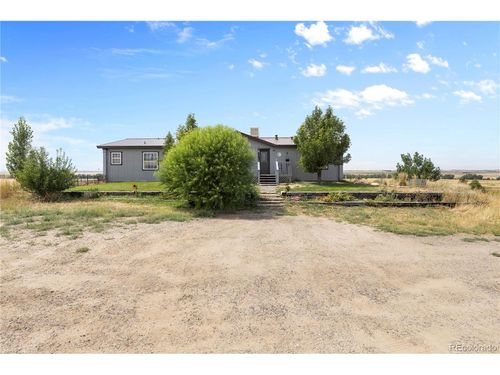 47904 Dartmouth Ave, Bennett, CO, 80102-8531 | Card Image