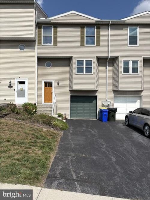 125 Chartwood Dr, HARRISBURG, PA, 17111-4165 | Card Image