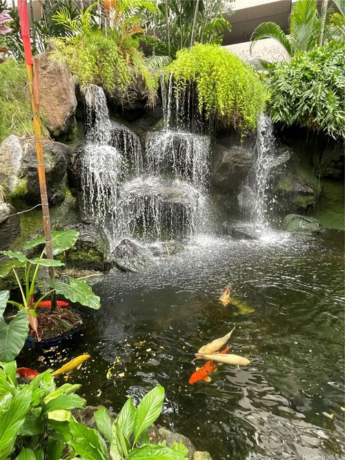 3004-343 Hobron Ln, Honolulu, HI, 96815-1097 | Card Image