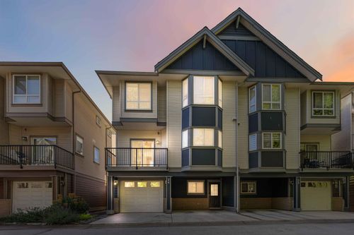 24-1211 Ewen Avenue, New Westminster, BC, V3M5E5 | Card Image