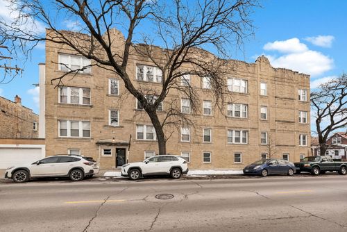 apt-2-4241 Kimball Ave, Chicago, IL, 60618-1143 | Card Image