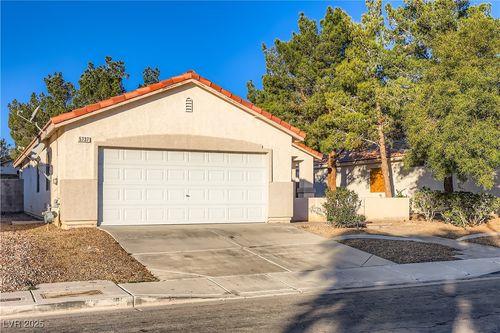 5737 Royal Sands St, North Las Vegas, NV, 89031-1318 | Card Image