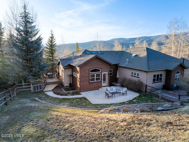 Backyard and Patio | Image 28