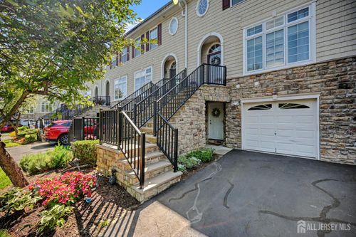 12 Sandra Ct, Old Bridge, NJ, 08857-4405 | Card Image