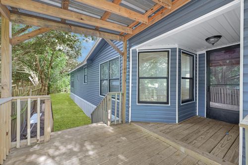 3614 College St, Damon, TX, 77430 | Card Image