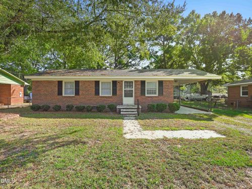 817 S Brake St, Nashville, NC, 27856-1405 | Card Image