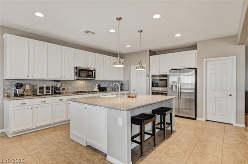 9675 Bruschi Ridge Ct, Las Vegas, NV, 89149-1334 | Card Image