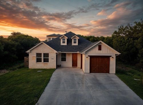 5609 San Jacinto Dr, Granbury, TX, 76048-6546 | Card Image