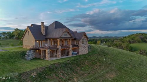 640 Hamilton Hill Rd, Bluff City, TN, 37618-1400 | Card Image