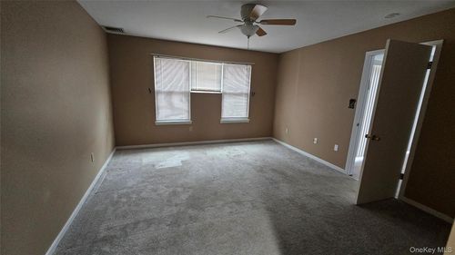 806 Lenox Rd, Monroe, NY, 10950-1450 | Card Image