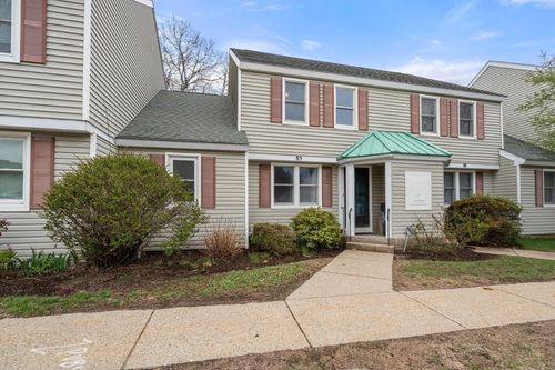 85-85 Victoria Heights Rd, Boston, MA, 02136-3261 | Card Image