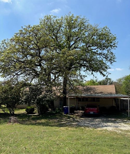 1202 Peggy Ln, Kennedale, TX, 76060-5827 | Card Image