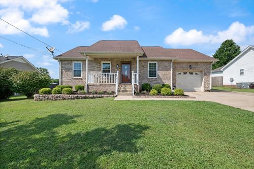109 Cartwright Pkwy, Goodlettsville, TN, 37072-7058 | Card Image
