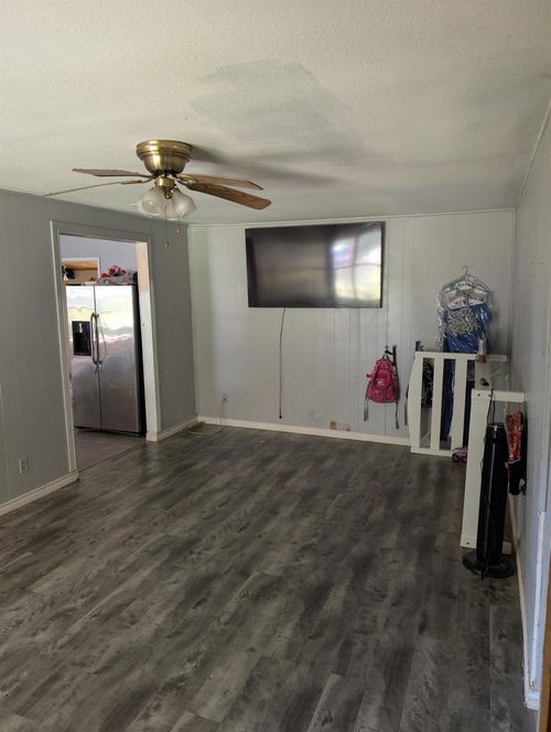 149 Glenn St, Liberty, TX, 77575-9632 | Card Image