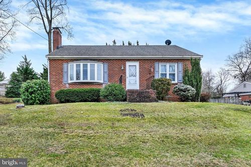 135 Smith Ave, WESTMINSTER, MD, 21157-5728 | Card Image