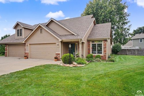 2719 Larkspur Ct, Lawrence, KS, 66047-3351 | Card Image