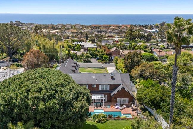 512 S Granados Ave, House other with 5 bedrooms, 5 bathrooms and 8 parking in Solana Beach CA | Image 29