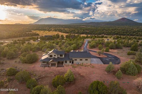 8583 Tall Tales Ranch Road, Flagstaff, AZ, 86004 | Card Image