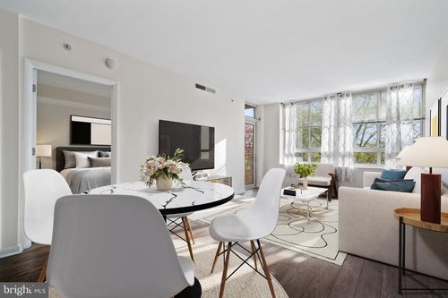 apt-n517-350 G St Sw, WASHINGTON, DC, 20024-3171 | Card Image