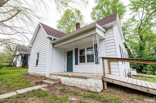 1176 W Popcorn Rd, Bloomington, IN, 47403-8964 | Card Image