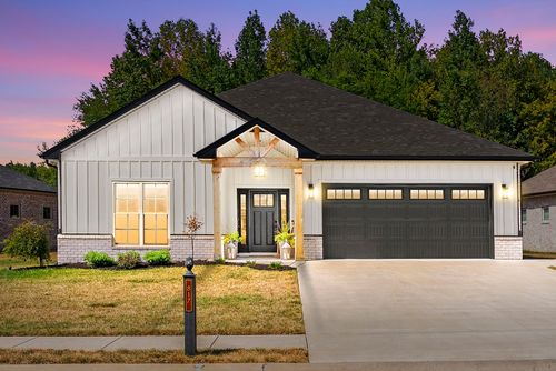 817 Brown Swiss Ct, Clarksville, TN, 37043 | Card Image