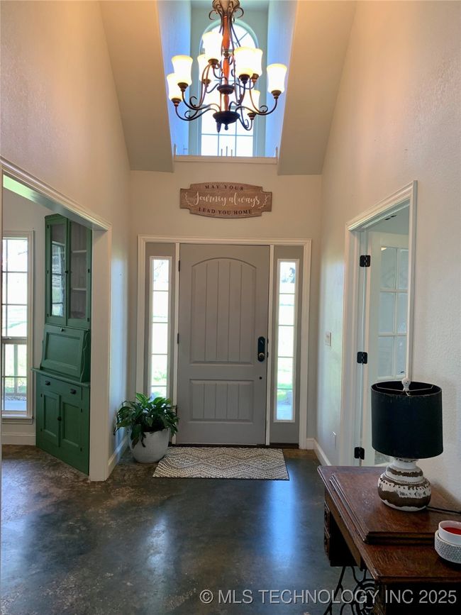 7373 N 485 Rd, House other with 4 bedrooms, 3 bathrooms and null parking in Hulbert OK | Image 5