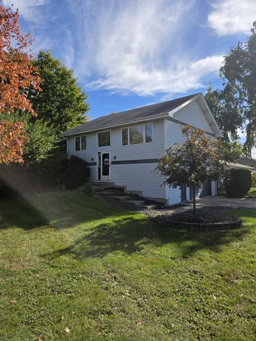 1170 Mccarthy Rd, Lemont, IL, 60439-4172 | Card Image