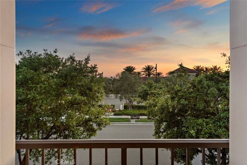 166 Villa Rdg, Irvine, CA, 92602-1878 | Card Image
