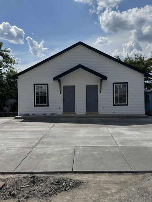apt-a-209 Colonial St, Carthage, TN, 37030-1357 | Card Image