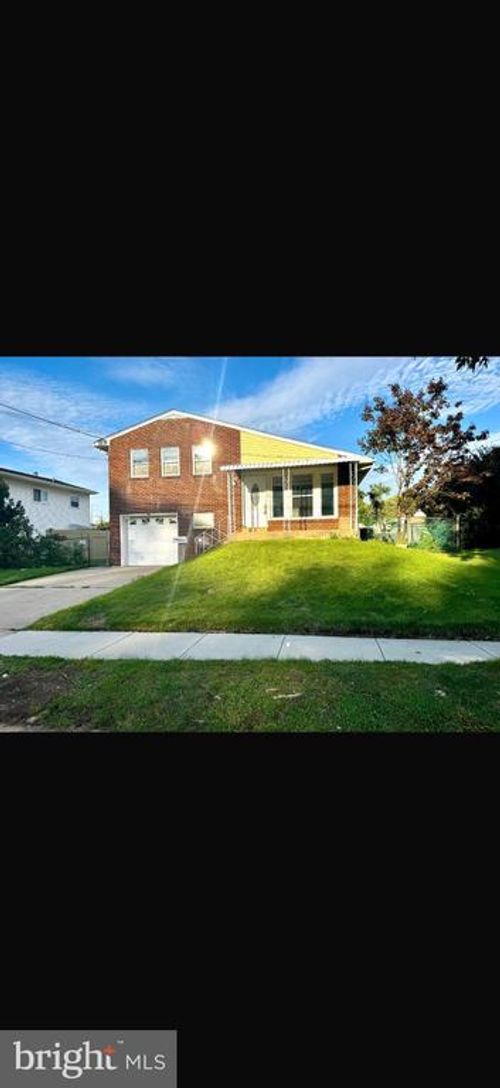 2632 Cooper Ave, PENNSAUKEN, NJ, 08109-3110 | Card Image