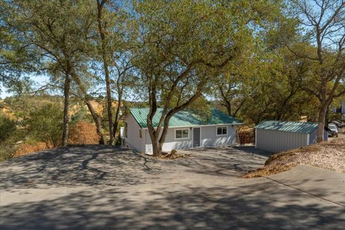 8557 Mcatee St, Valley Springs, CA, 95252-9196 | Card Image