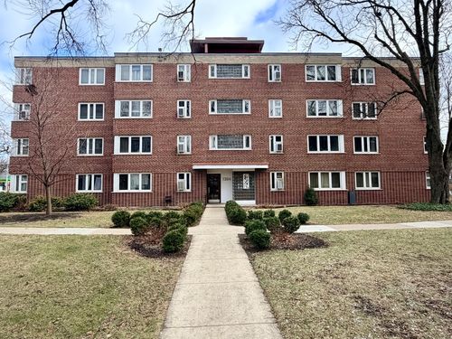 1nw-7204 Oak Ave, River Forest, IL, 60305-1957 | Card Image