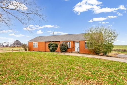 3287 Port Royal Rd, Adams, TN, 37010-9026 | Card Image