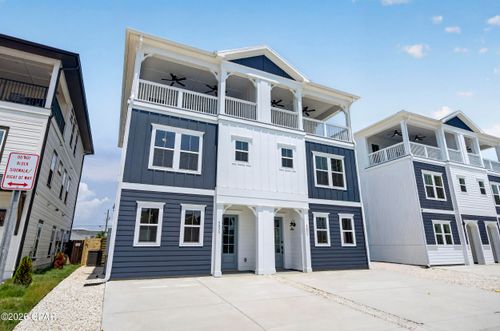 5233-5231-5233 Thomas Dr, Panama City Beach, FL, 32408-6949 | Card Image