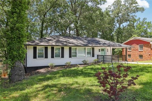 623 Montevista St Sw, Atlanta, GA, 30310-2216 | Card Image