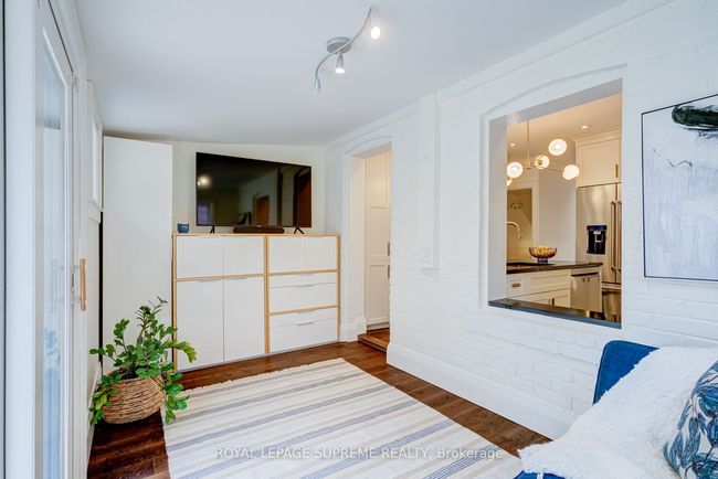 36 Walpole Ave, House attached with 4 bedrooms, 2 bathrooms and null parking in Toronto ON | Image 21