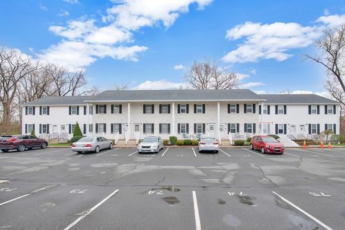 11-200 Lambert Ter, Chicopee, MA, 01020-1072 | Card Image