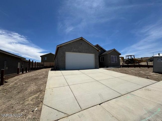 House front under construction | Image 10